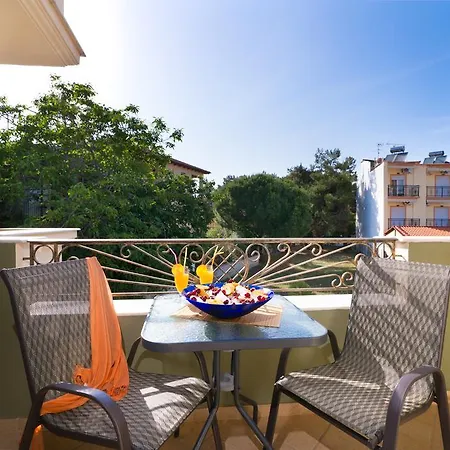 Irida Appartement Potos